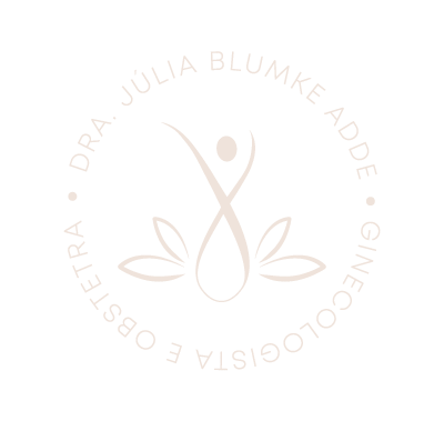 Dra. Júlia Blumke Adde — Ginecologia e Obstetrícia